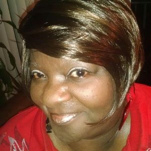 Meet your Posher, Vickie